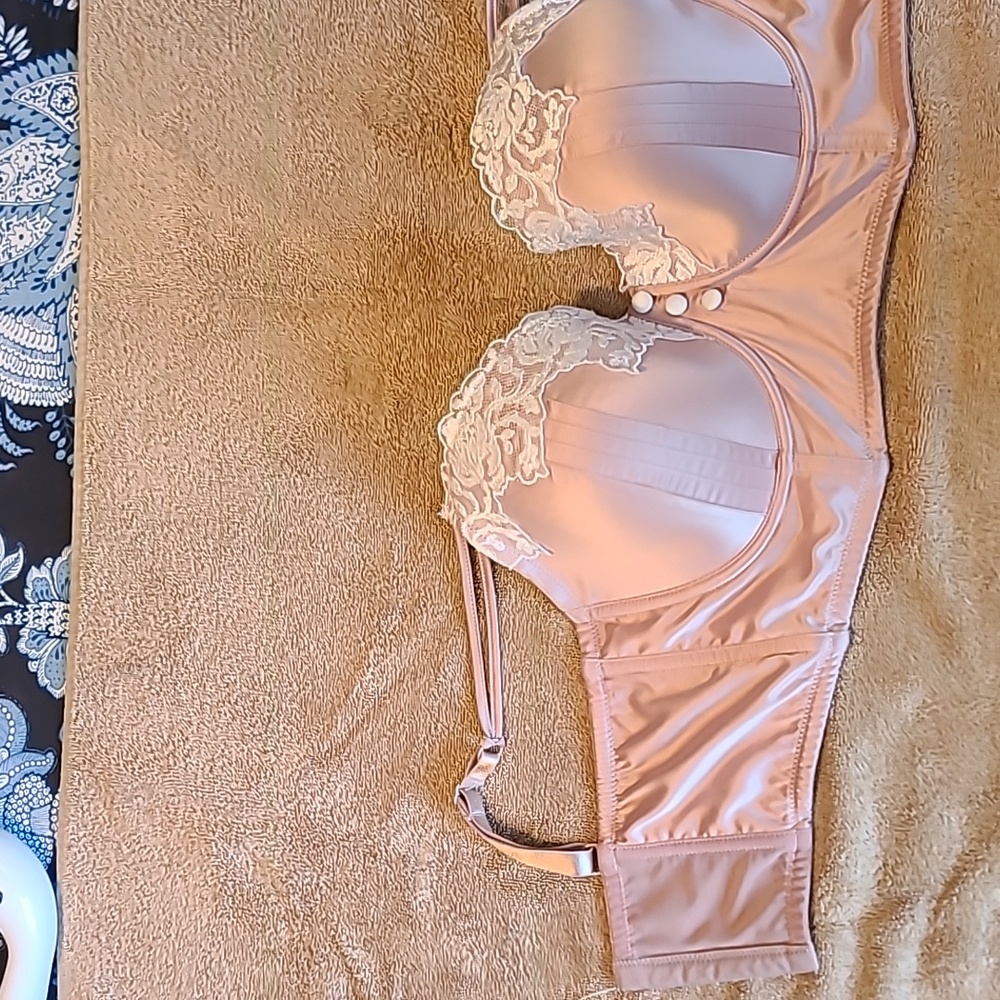 ADORE ME BRA 38D